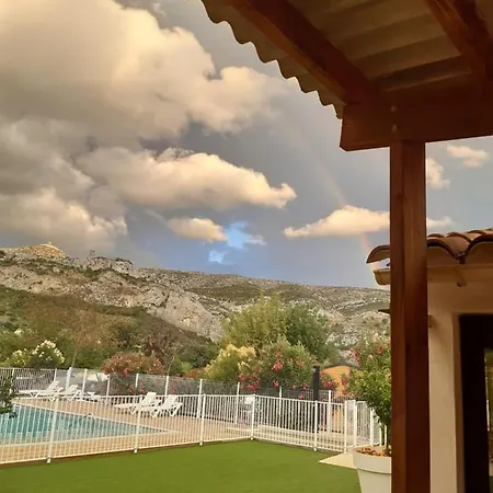 Le Camping De Tautavel